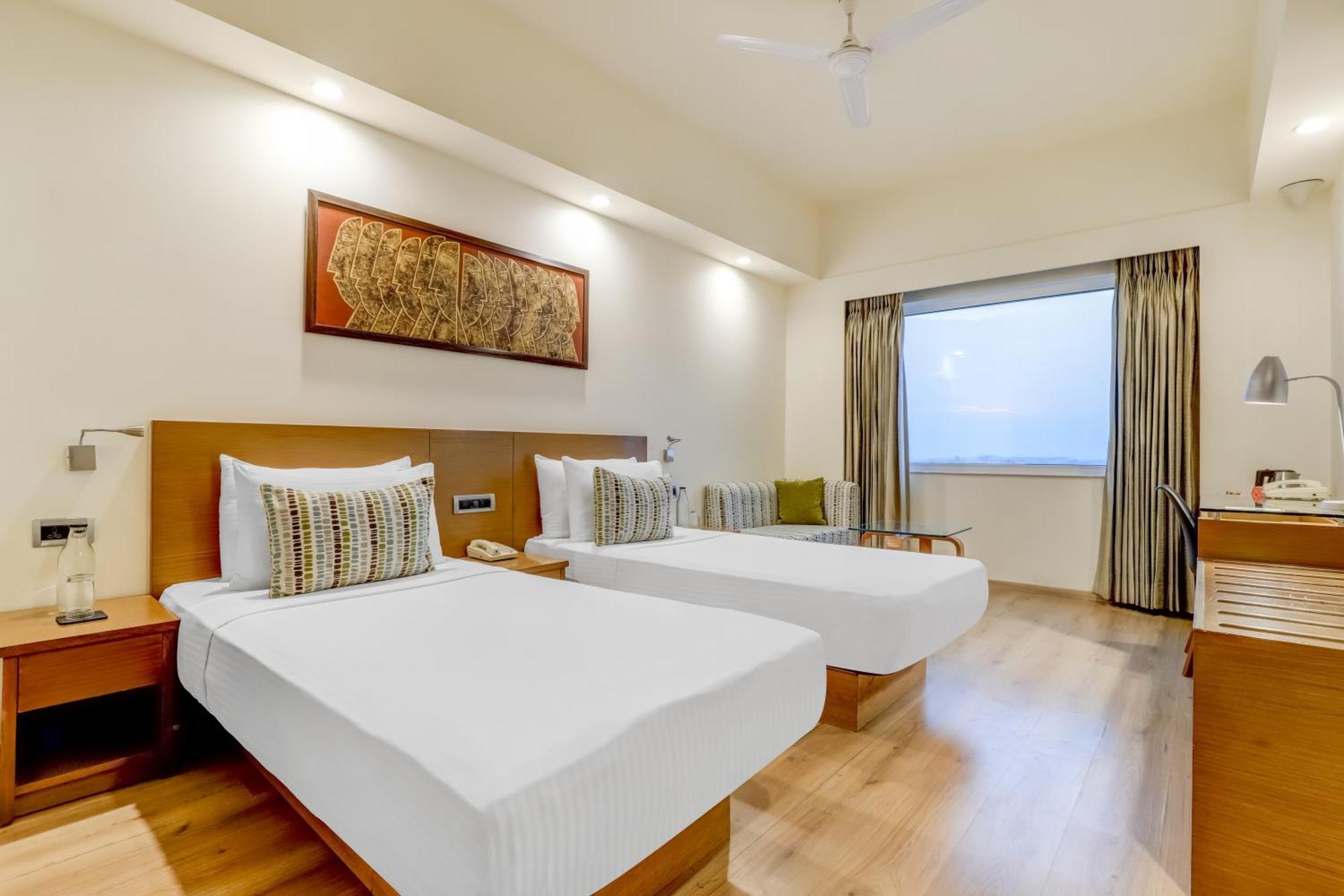 Lemon Tree Premier, Delhi Airport Hotel New Delhi Bagian luar foto A room at the hotel
